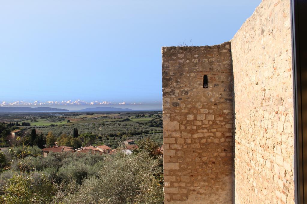 Locanda Delle Mura Anna De Croy Magliano in Toscana Luaran gambar